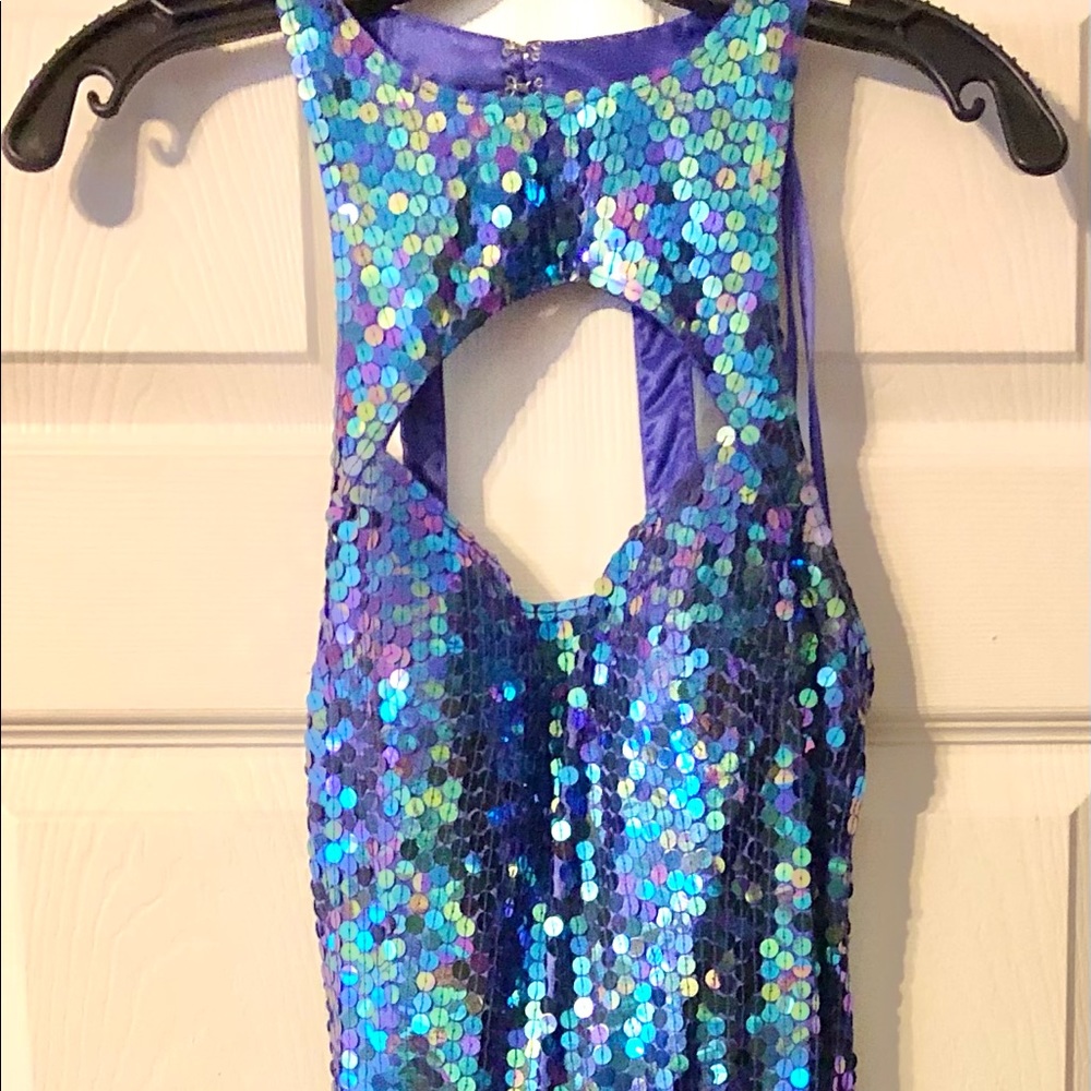 Long formal sequined dress Size 12 Worn once